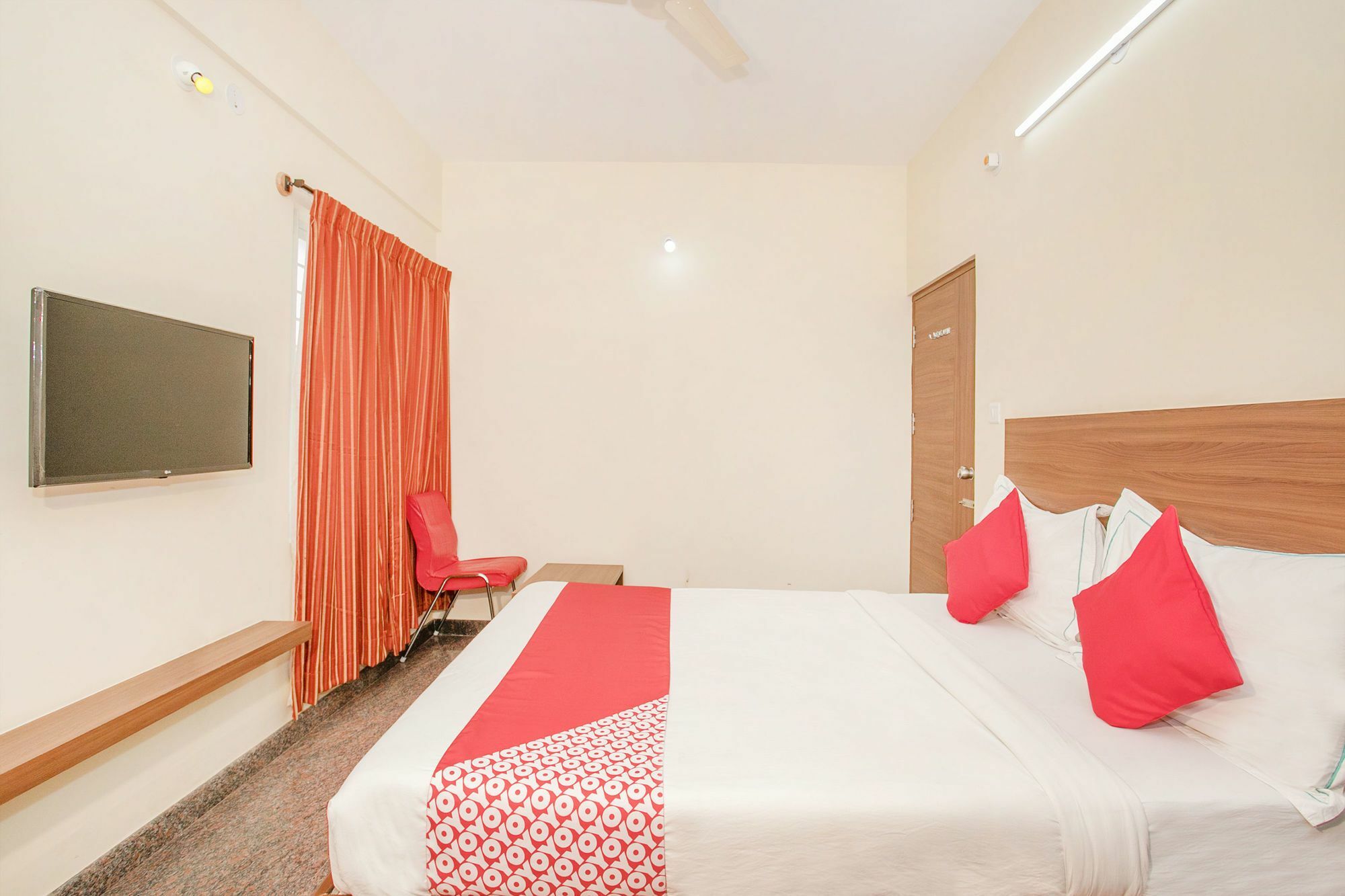 Hotel O Champion Comfort Near Hosahalli Metro Station Bangalore Exterior foto